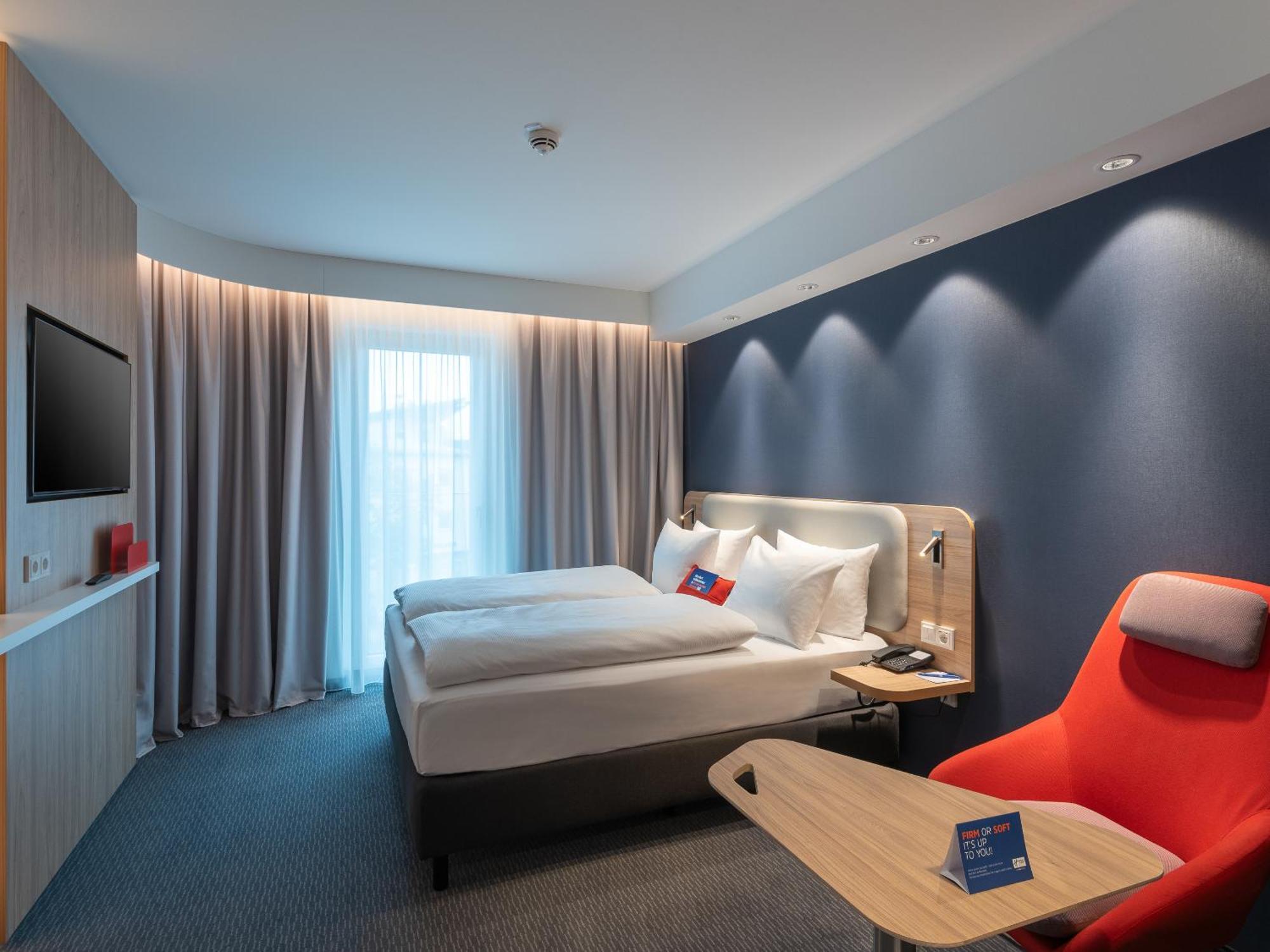 Holiday Inn Express Heilbronn By Ihg Extérieur photo