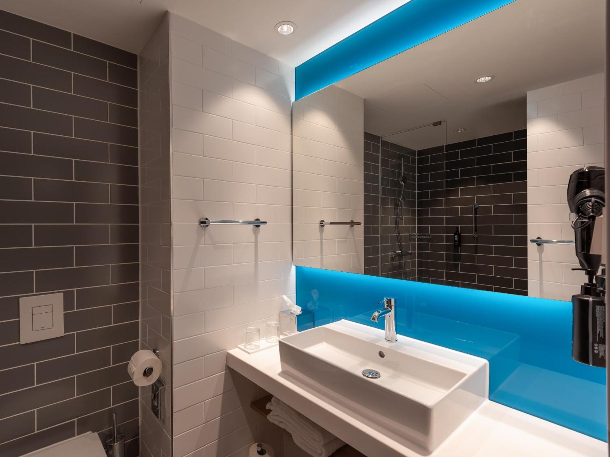 Holiday Inn Express Heilbronn By Ihg Extérieur photo