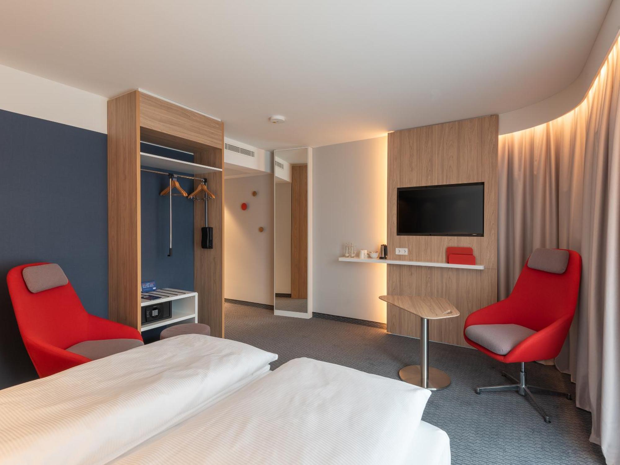 Holiday Inn Express Heilbronn By Ihg Extérieur photo