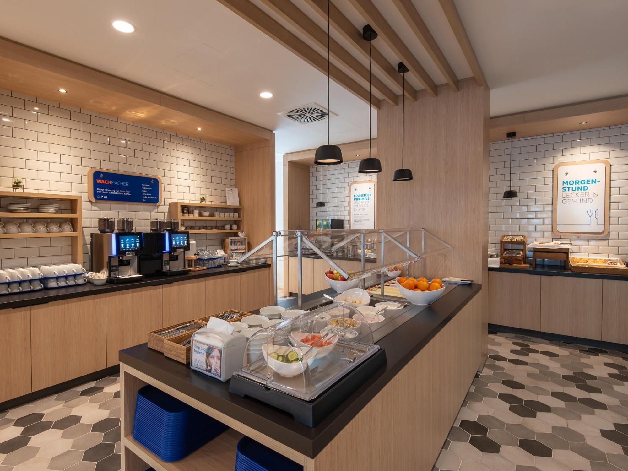 Holiday Inn Express Heilbronn By Ihg Extérieur photo