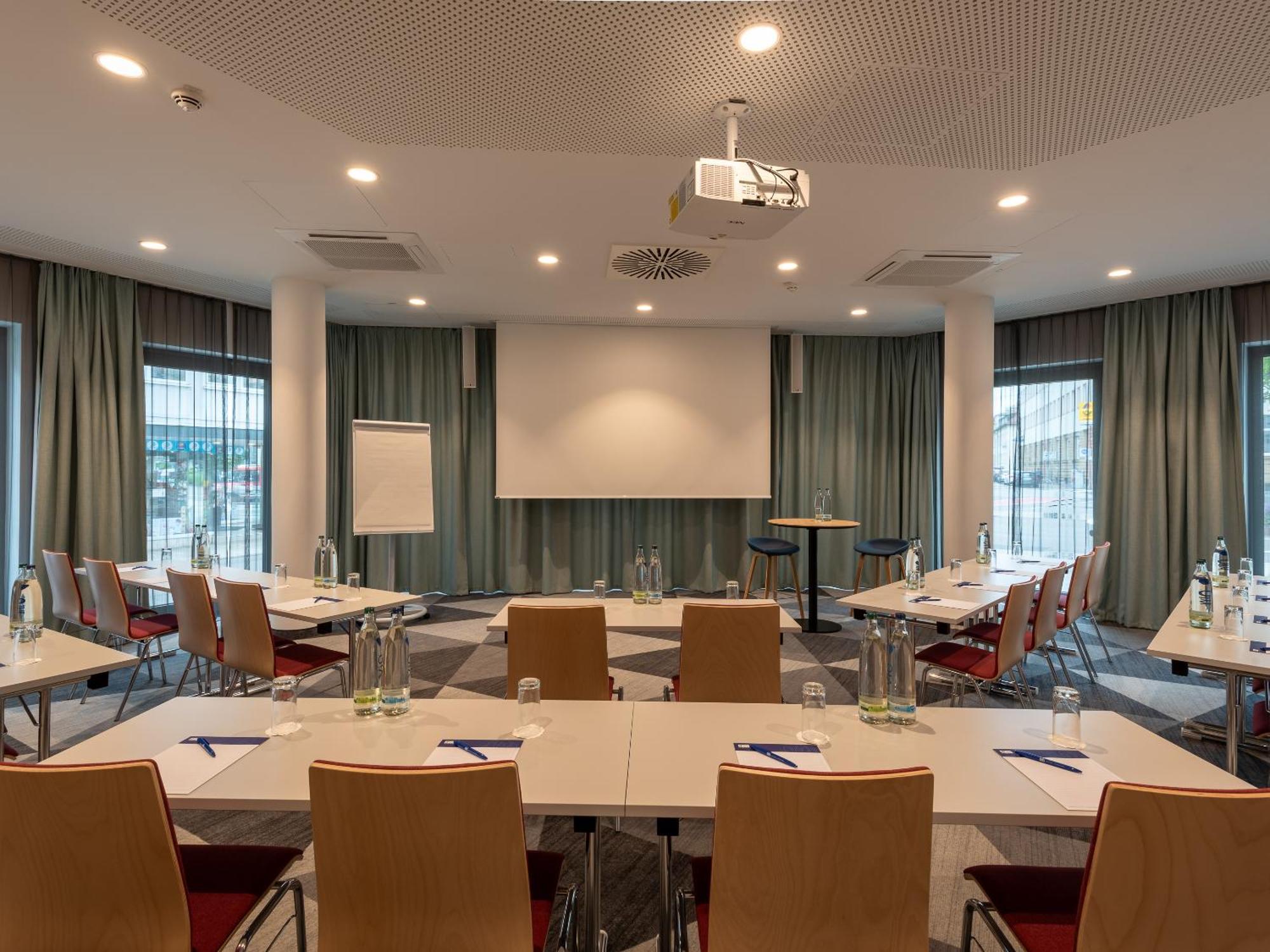 Holiday Inn Express Heilbronn By Ihg Extérieur photo