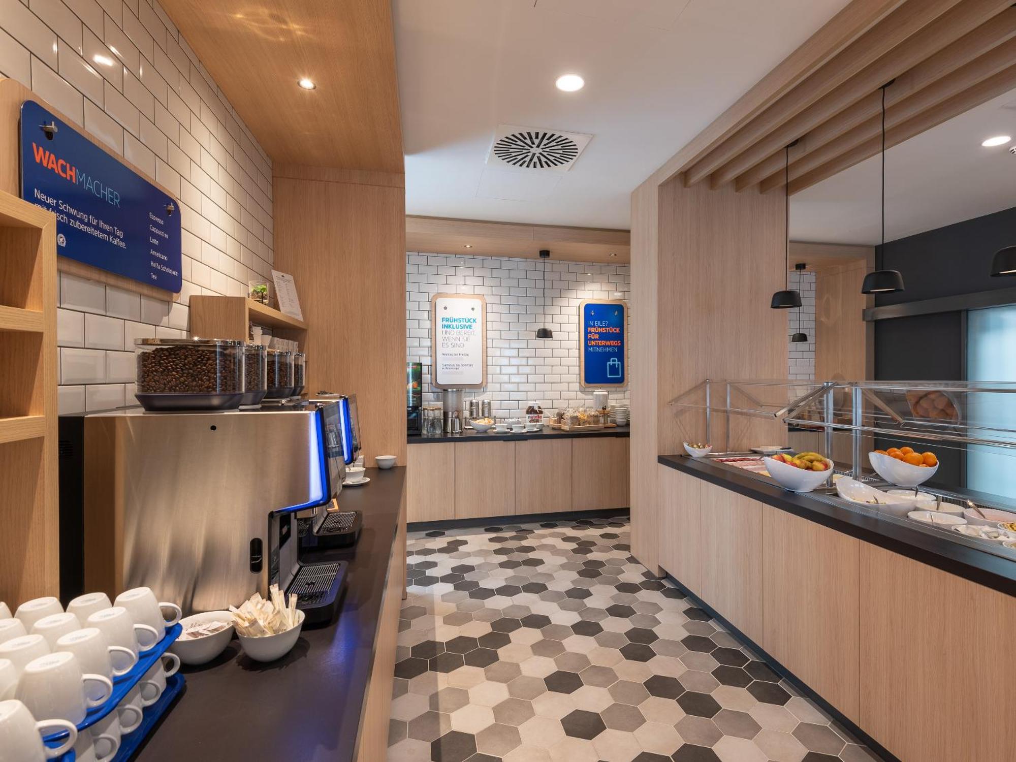Holiday Inn Express Heilbronn By Ihg Extérieur photo